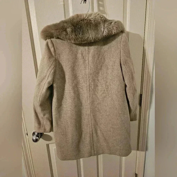 Lauren Ralph Lauren women’s wool coat faux Fur Collar Size 2P Zip And Snap Front - Picture 6 of 8